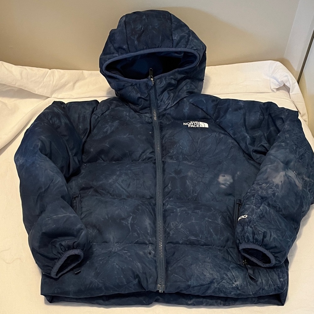 The North Face Navy Hooded 600 fill down reversible Jacket, size large (12)